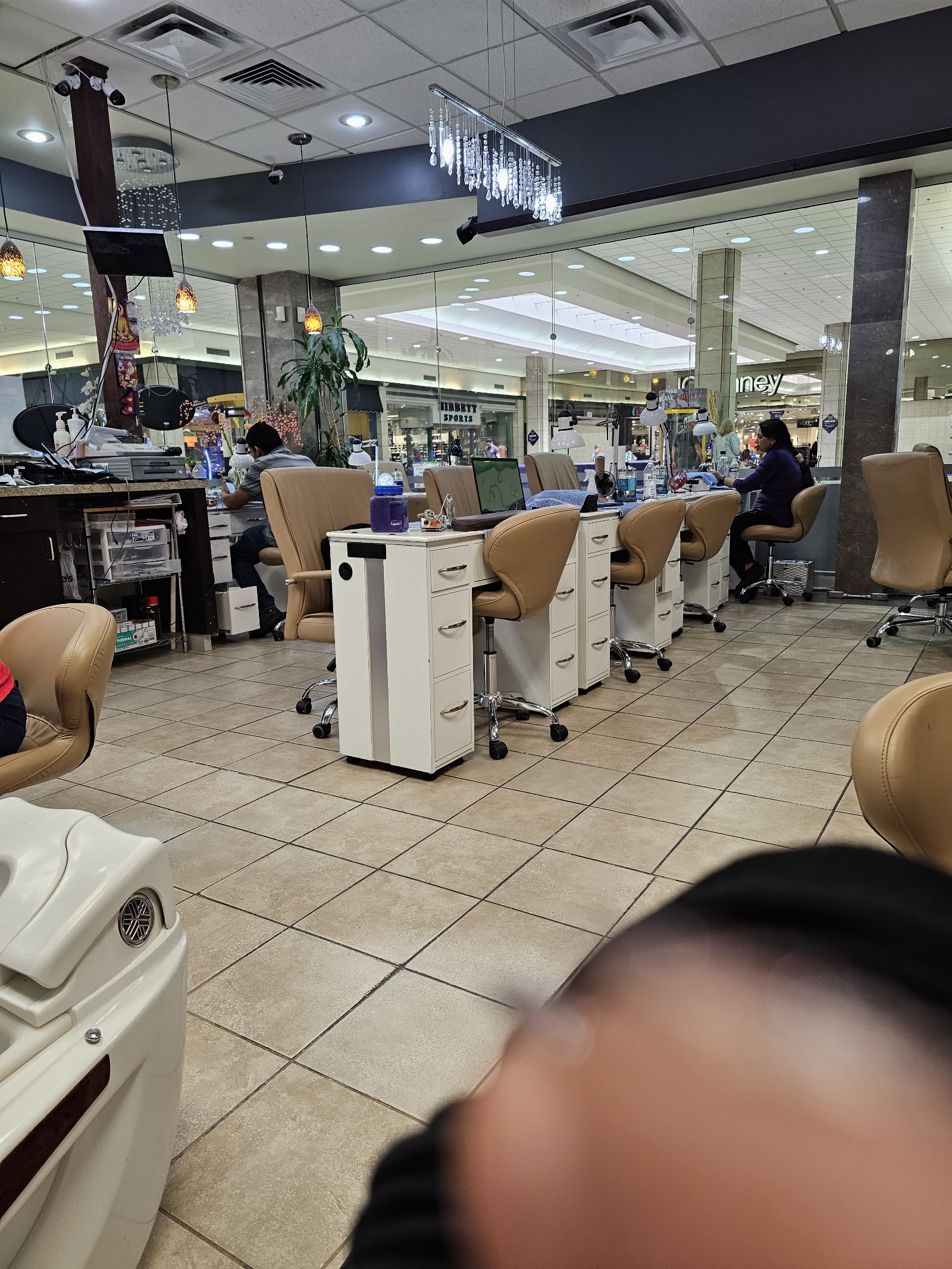 California Nails & Day Spa nail photo 7